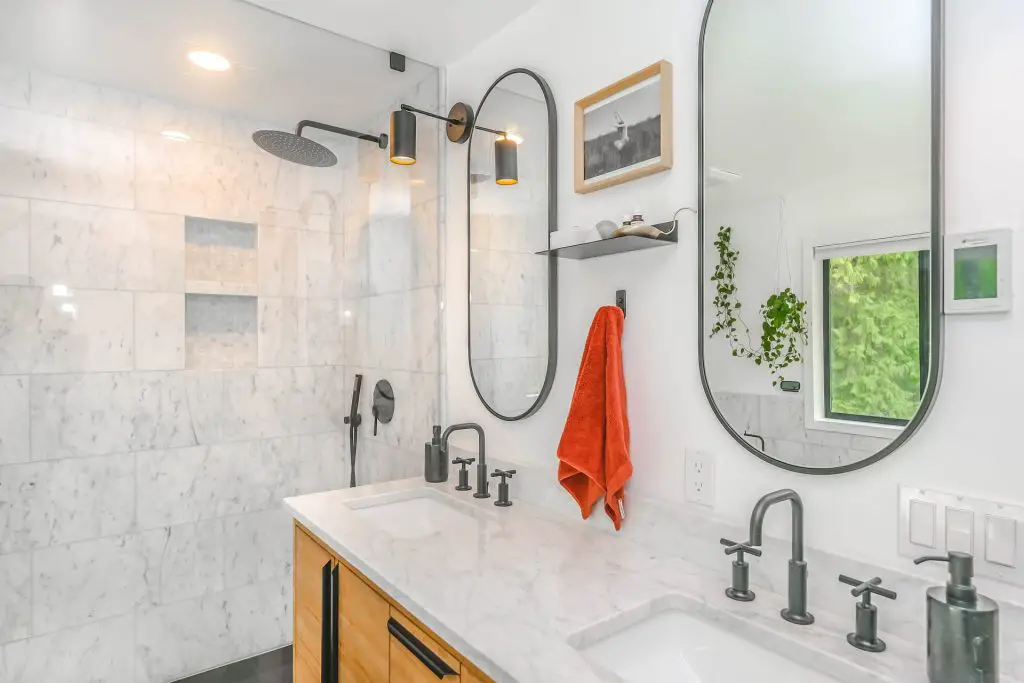 Bathroom Remodelling Hacks You Need to Know